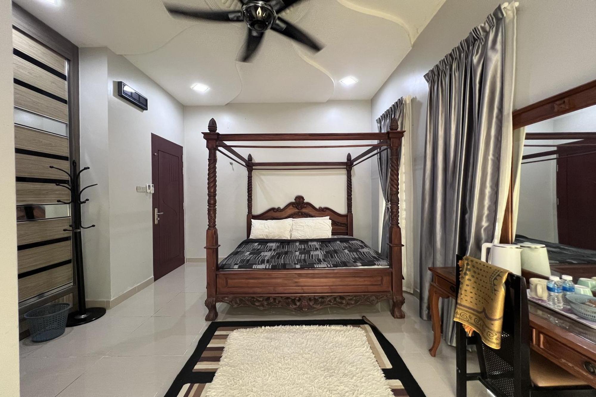 Nurbayu Chalet, Kemaman Куантан Экстерьер фото