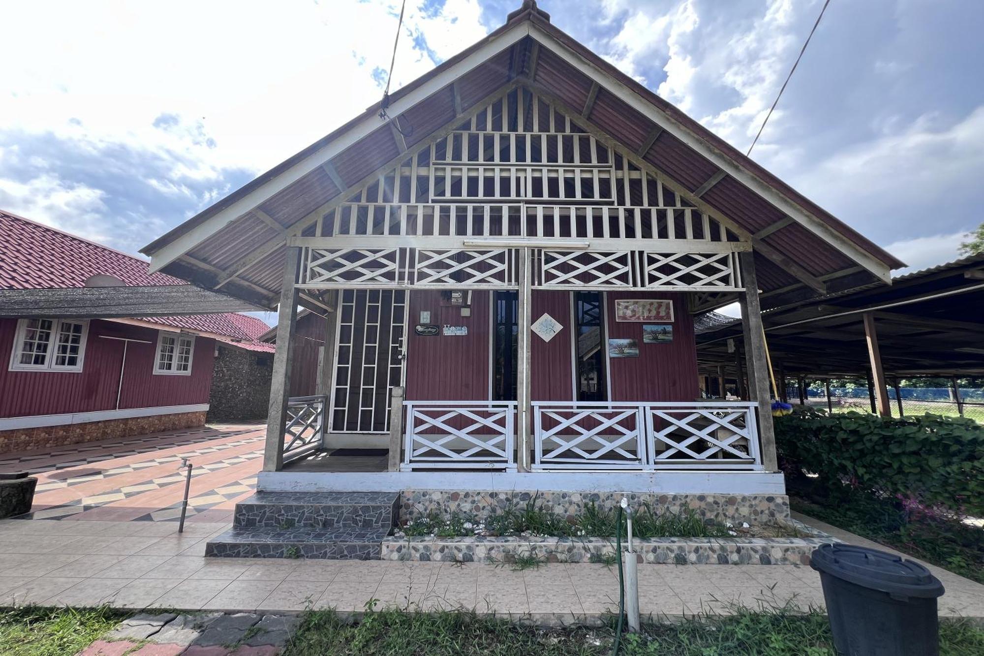 Nurbayu Chalet, Kemaman Куантан Экстерьер фото