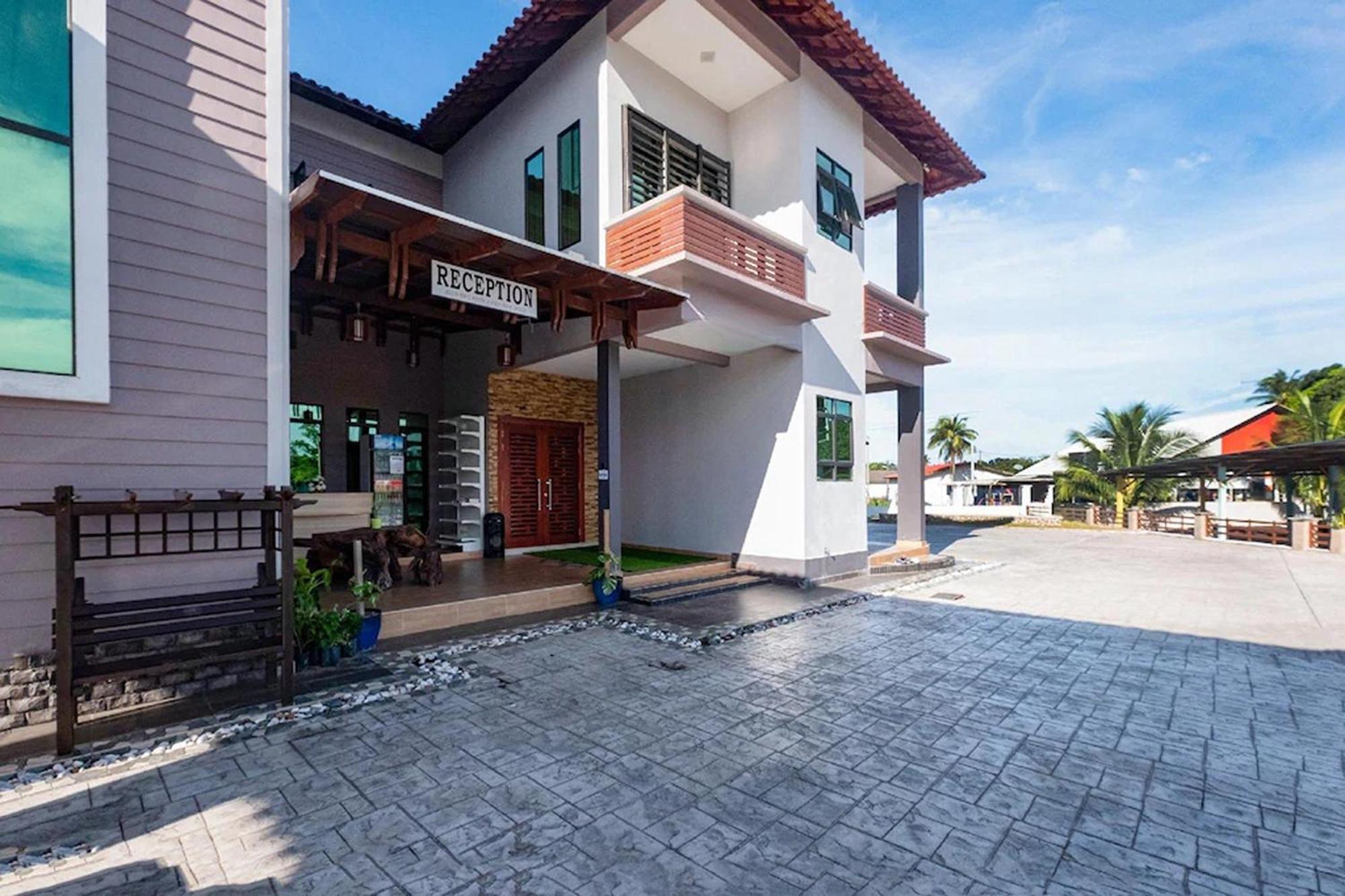 Nurbayu Chalet, Kemaman Куантан Экстерьер фото